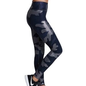Noli Stretch Shimmer Compression Legging Guerra Camouflage Print Size Large New